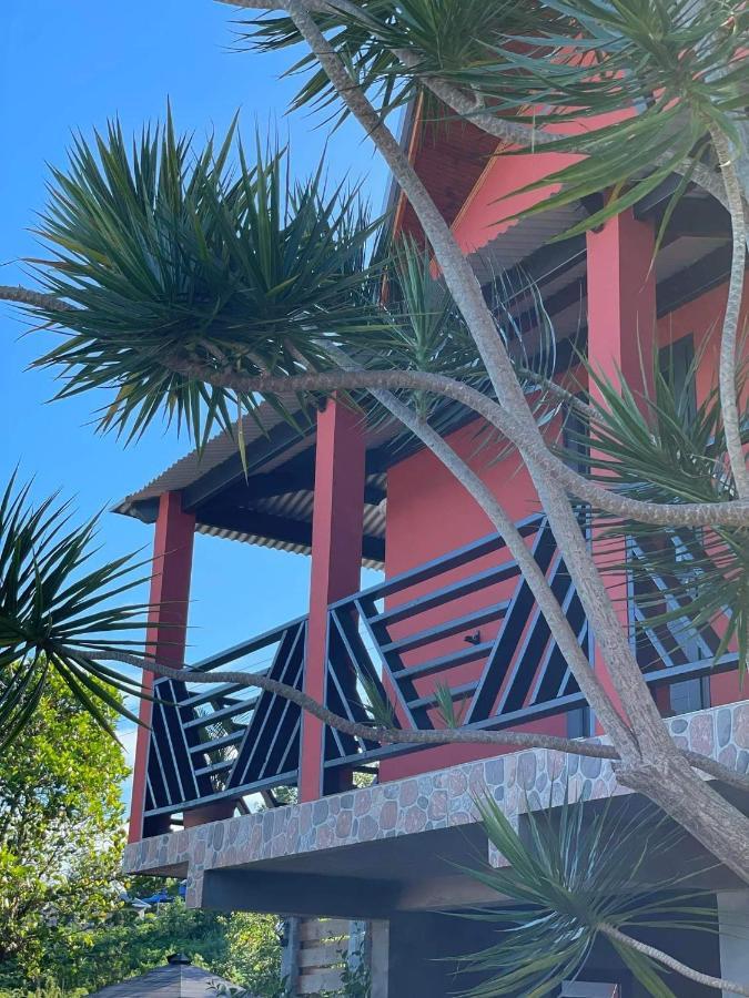 Les Vetyvers Trois Bassins Exterior photo